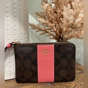 NWT COACH Wristlet Brown Peony